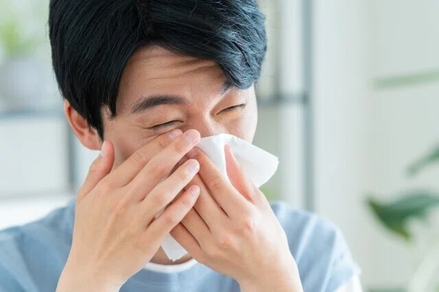 【医師監修】初心者でもわかる！花粉症の治療と治療方法について